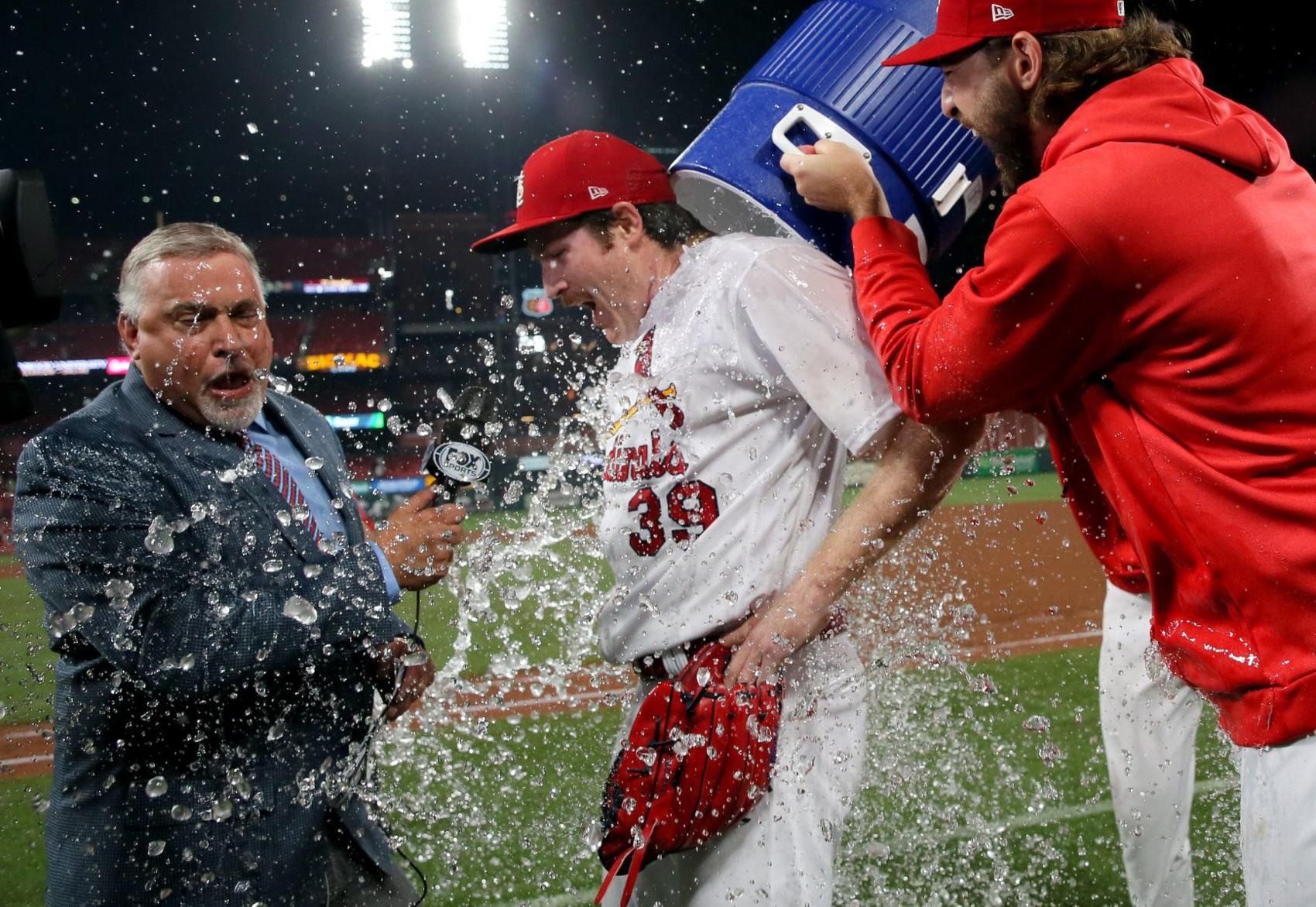 Mikolas rises to the challenge as Cardinals' run of dominant pitching continues