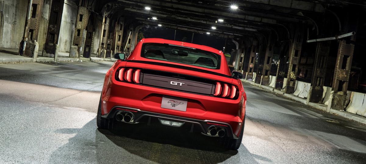 2018 Ford Mustang Gt Compared To 1 The Level 2 Performance