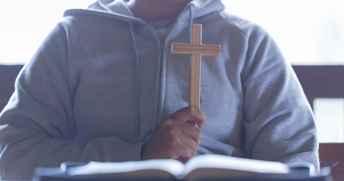 Opinion: School chaplaincy isn't incompatible with the 1st Amendment - Vimarsana News