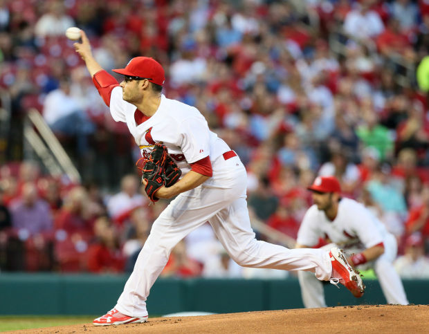 Cards ace Wainwright on 15-day DL, could be out much longer, Sports