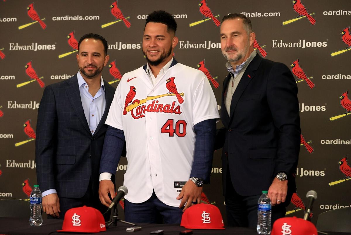 Photos: First look at Willson Contreras in the No. 40 Cardinals jersey