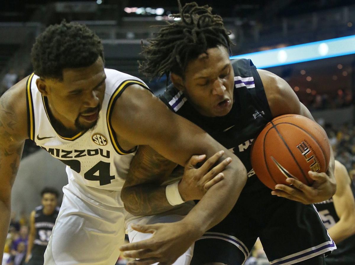Smith Erupts In Mizzou Debut Leads Tigers To Victory Mizzou