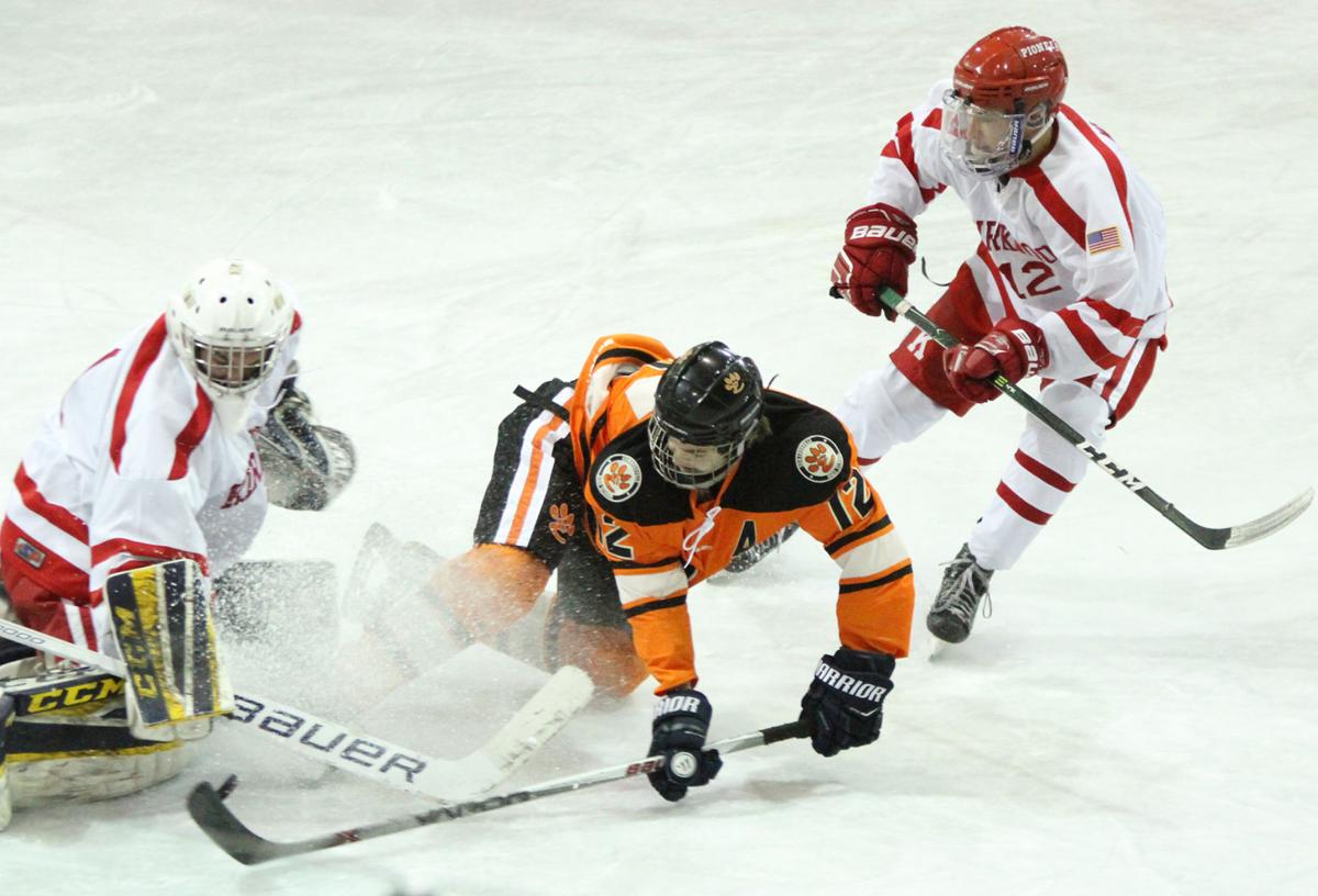 Kirkwood flexes muscles with huge win over Edwardsville High School