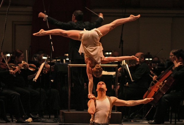 Circus Flora performs with the symphony