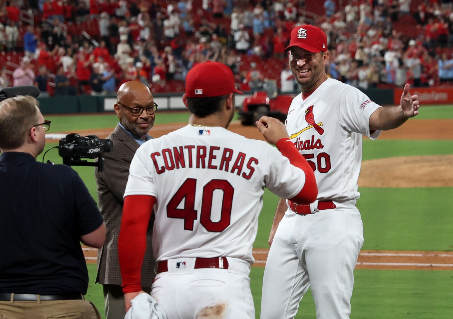 Adam Wainwrights last weekend in majors includes prep for concert, at-bat Cardinals Extra