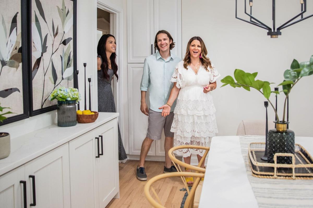 st louis real estate agent helps buyers love their new homes in call the closer on hgtv television stltoday com