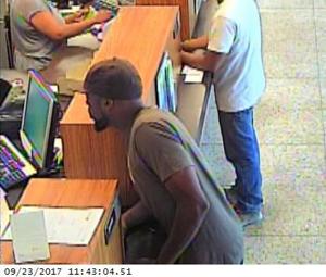 Police seeking man who robbed Cahokia bank, ran away