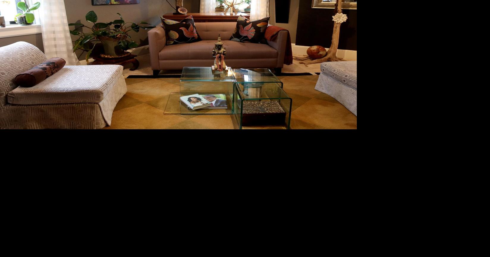 At home Apartment in CWE mansion is full of treasures