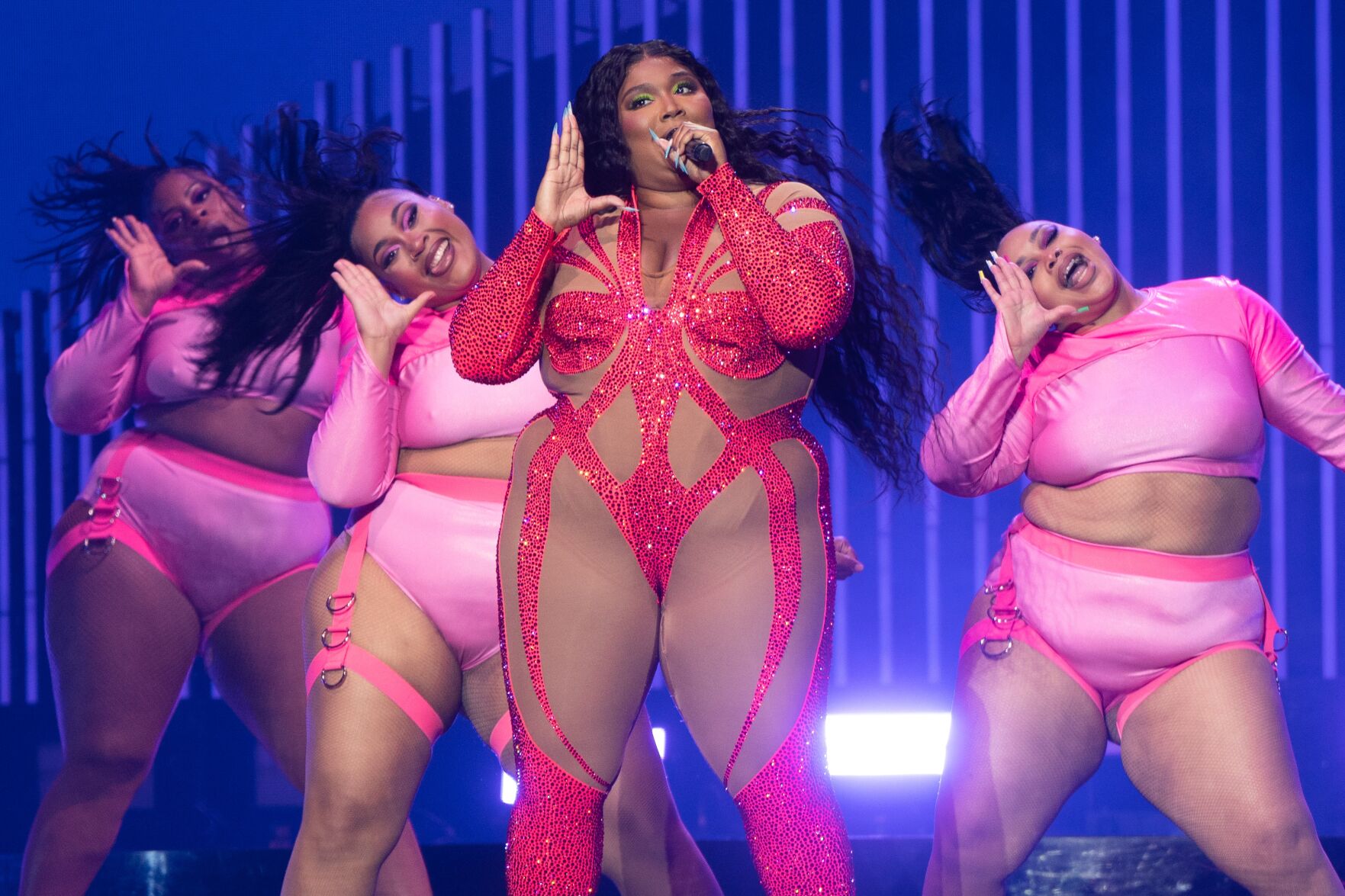 Review Lizzo is still that you know what and much more at