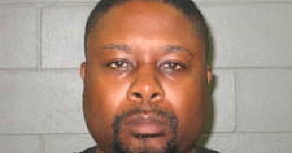 Former security officer at St. Louis City Hall pleads guilty in outlaw ...
