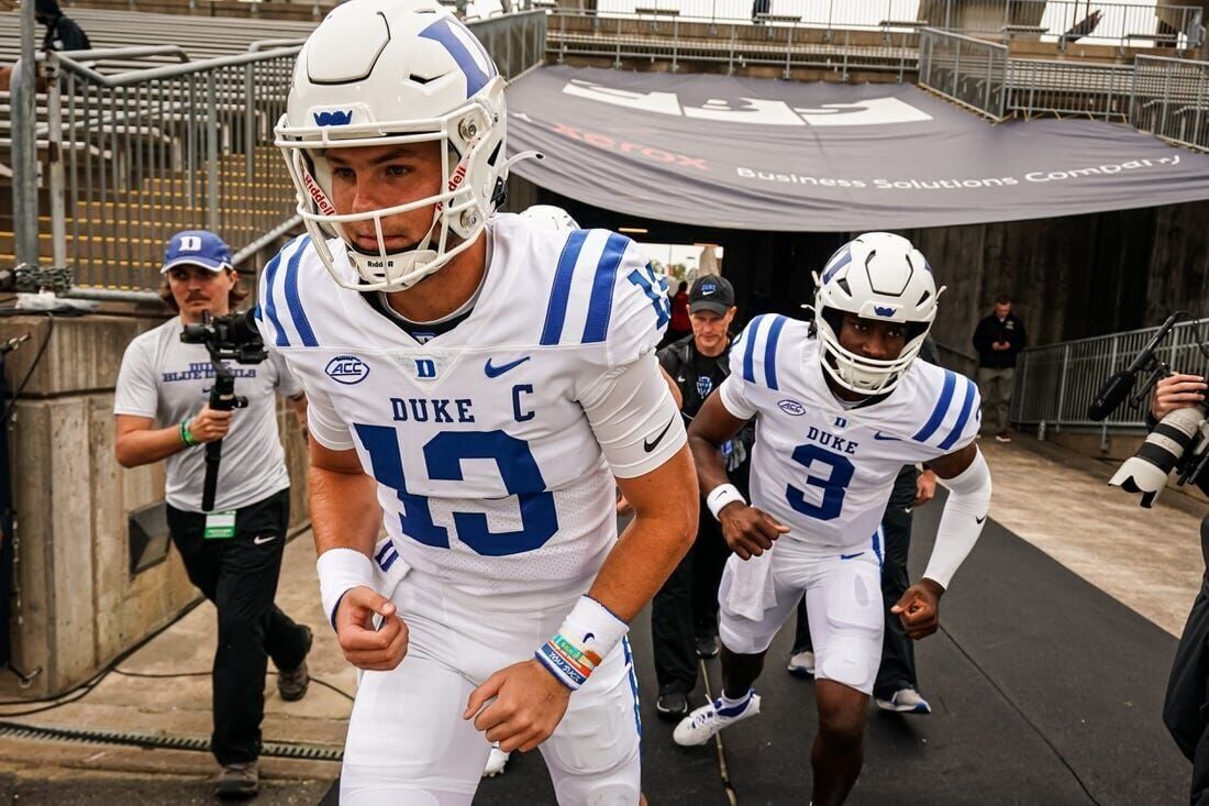 Rays' Price warms up for football in Vandy uniform