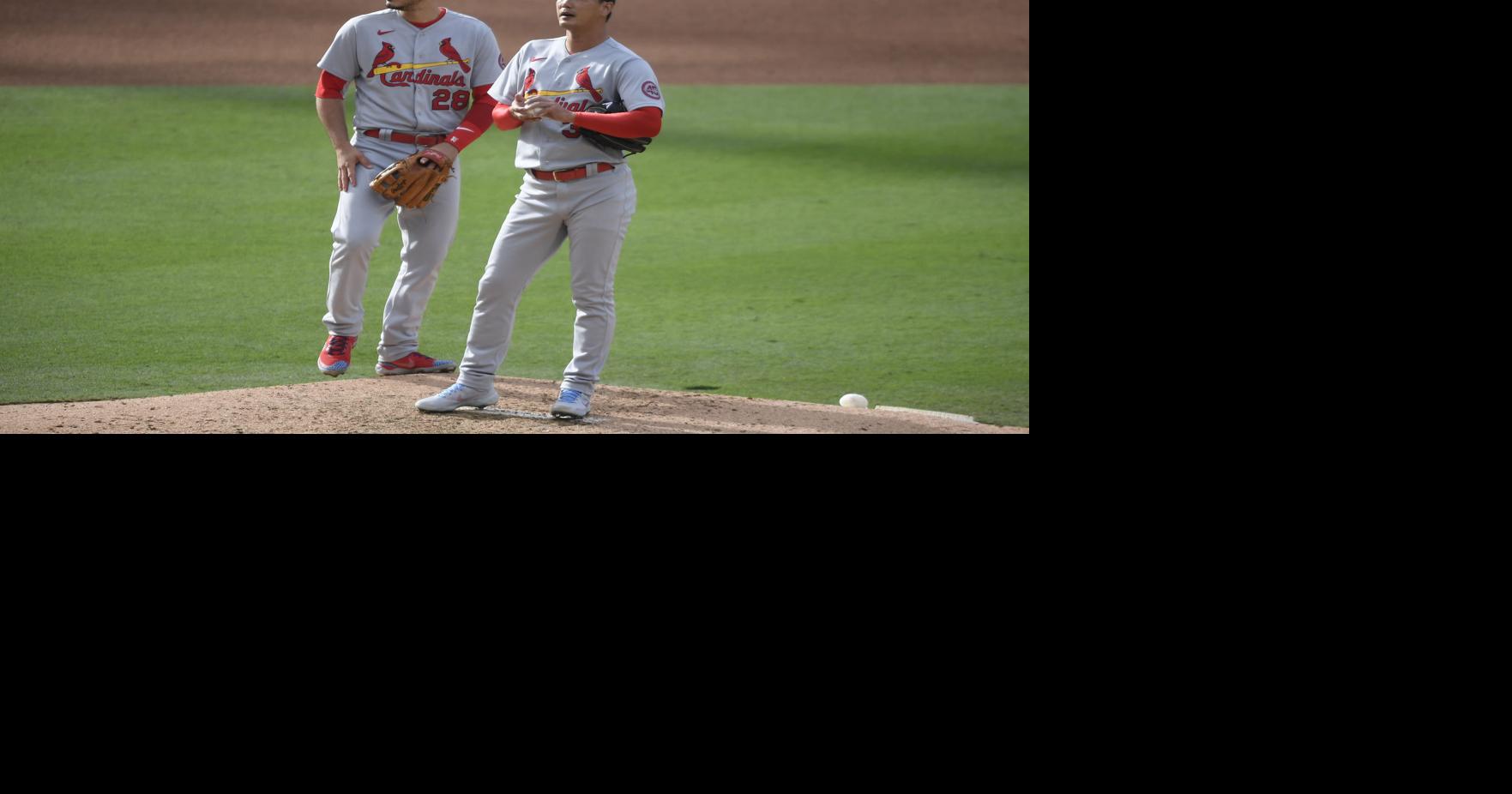 Padres All-Star infielder Jake Cronenworth fractures finger