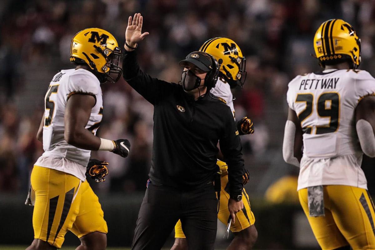 Ohio to play at Ohio State in 2025, reschedules Illinois for 2028