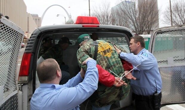 Ten UMWA members arrested during protest