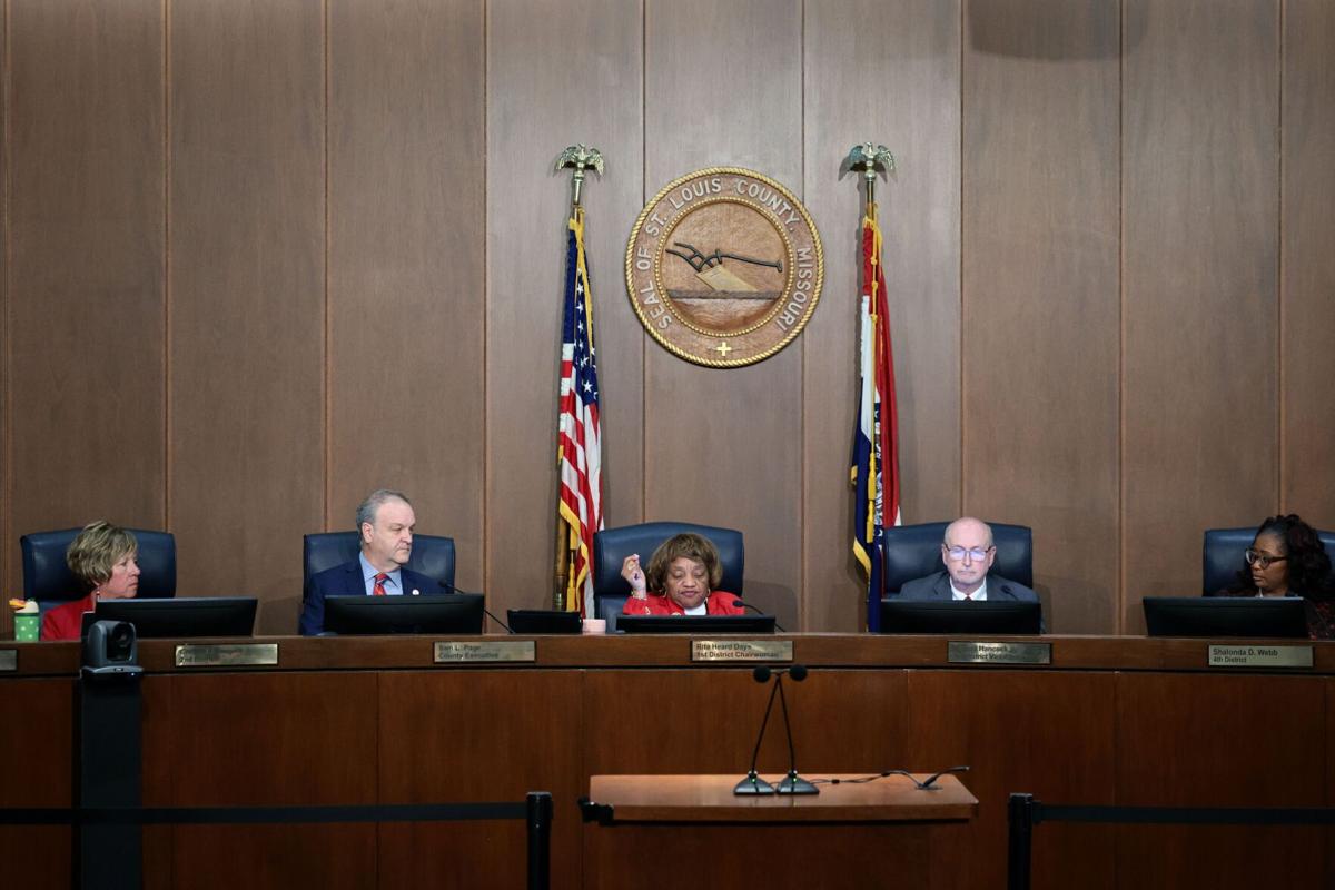 �����Ӱ�ԭ�� County Council passes 2026 budget cuts