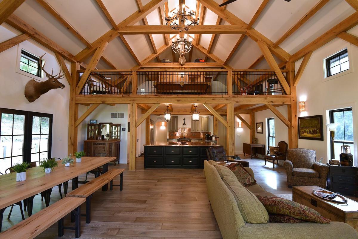 Gallery Tour A Barn Style Timber Home In Pacific Home Garden