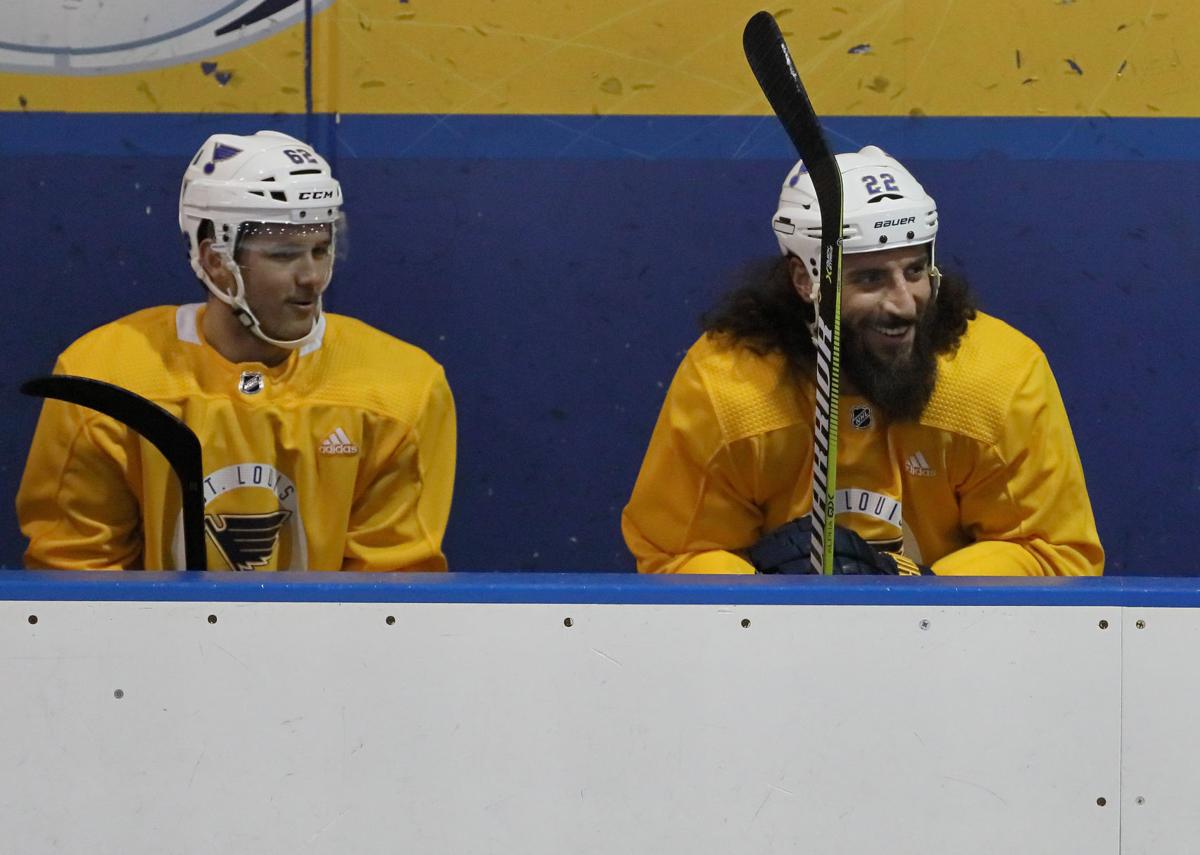 Blues practice before playoffs