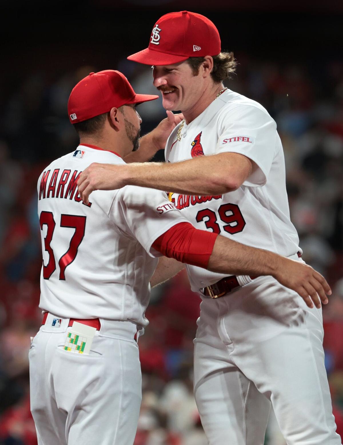 Cardinals' Steven Matz, Paul Goldschmidt make great defense play - Sports  Illustrated