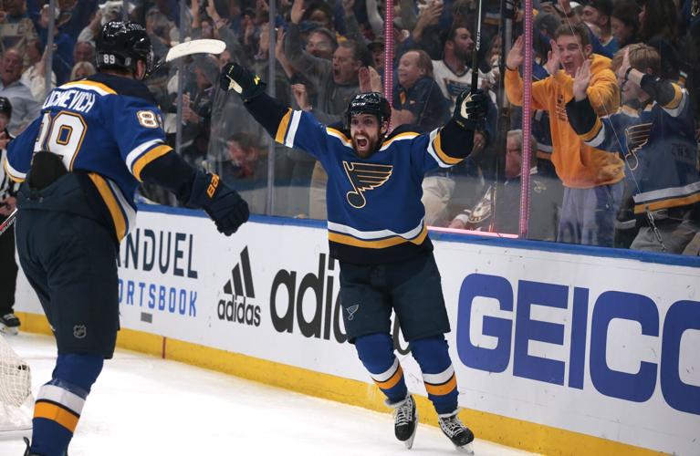Blues host Avalanche in Game 4