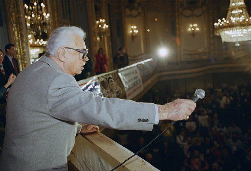 How Harry Caray got bounced from Cardinals booth