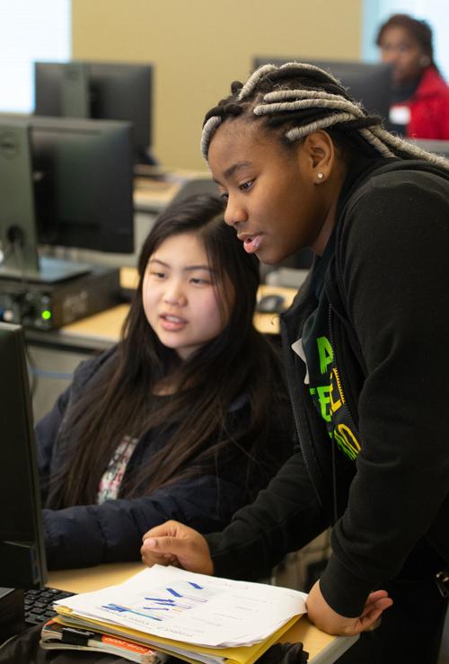 SIUE SheCode engages young women in computer science