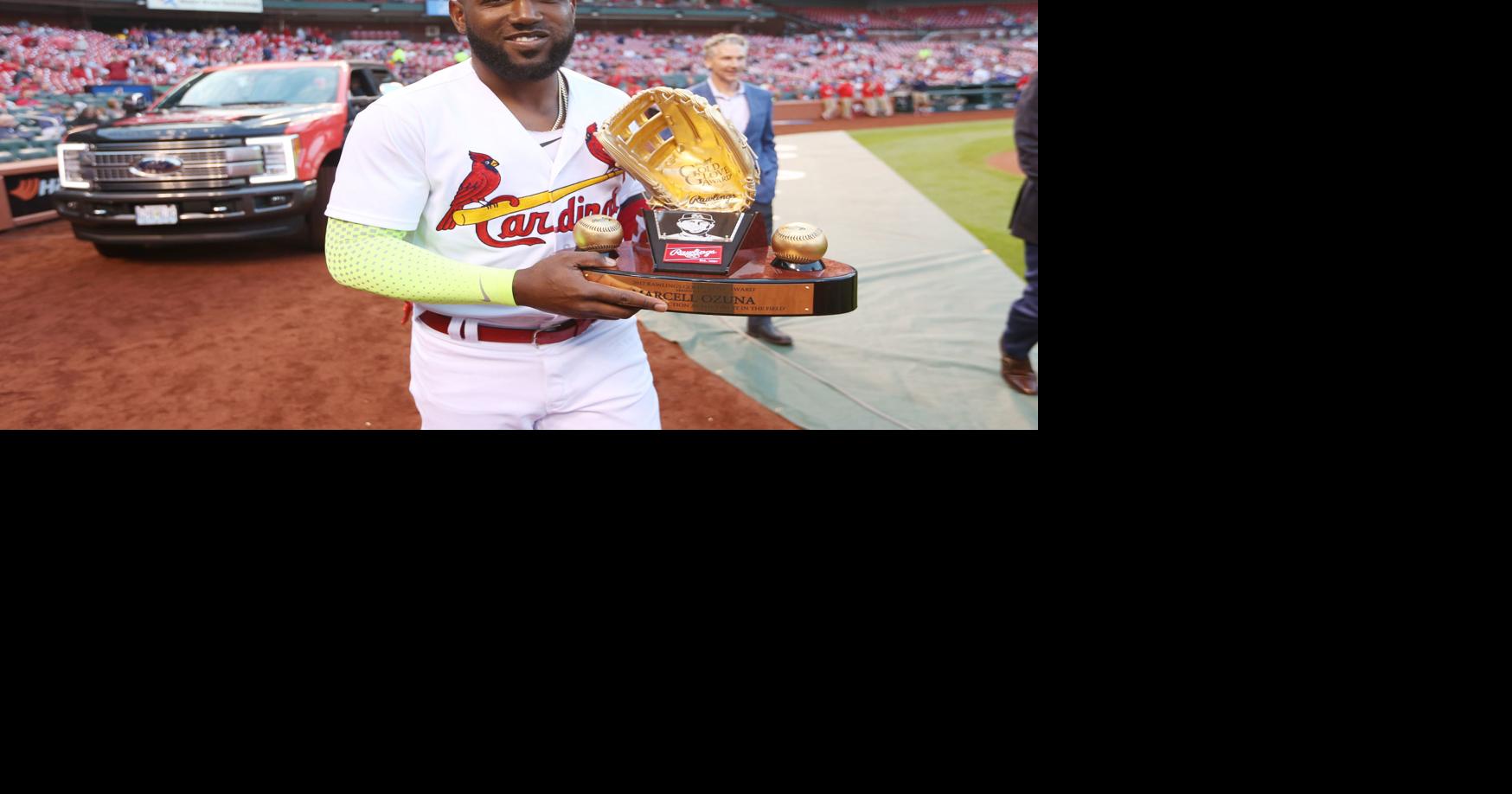 THAT'S NO GOLD GLOVE IN LEFT FIELD