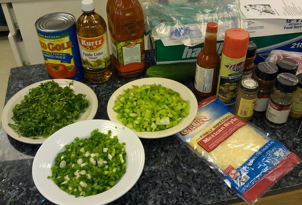 ¡SALUD! Hispanic cooks learn healthful food preparation