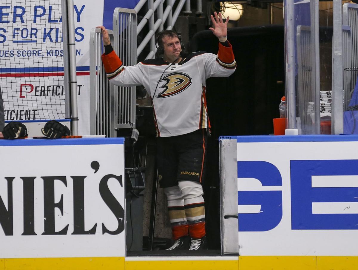 Blues don't clinch; fall in shootout