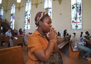 Haitians in Ohio find solidarity at church after chaotic week of false pet-eating claims