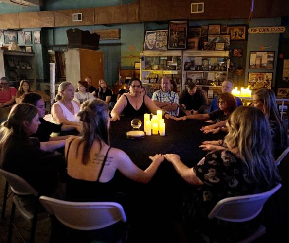 Seance-interested tourists get history and hands-on experience