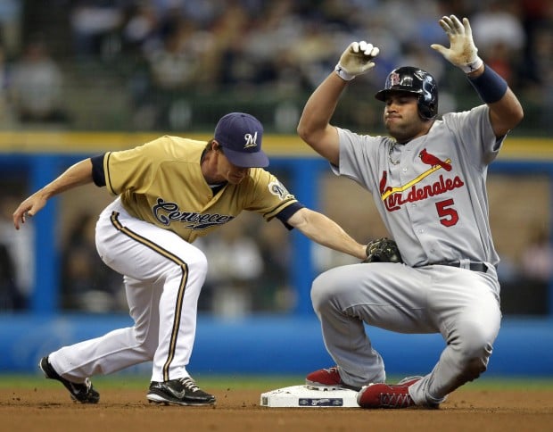 Milwaukee Brewers' Zack Greinke pitches against the St. Louis Cardinals at  Miller Park in Milwaukee, Wisconsin, on Saturday, June 11, 2011. The Brewers  posted a 5-3 win. (Photo by Benny Sieu/Milwaukee Journal