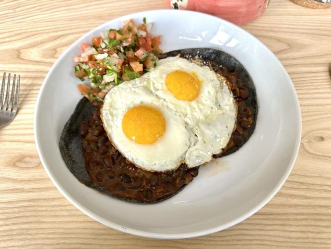 Songbird huevos rancheros