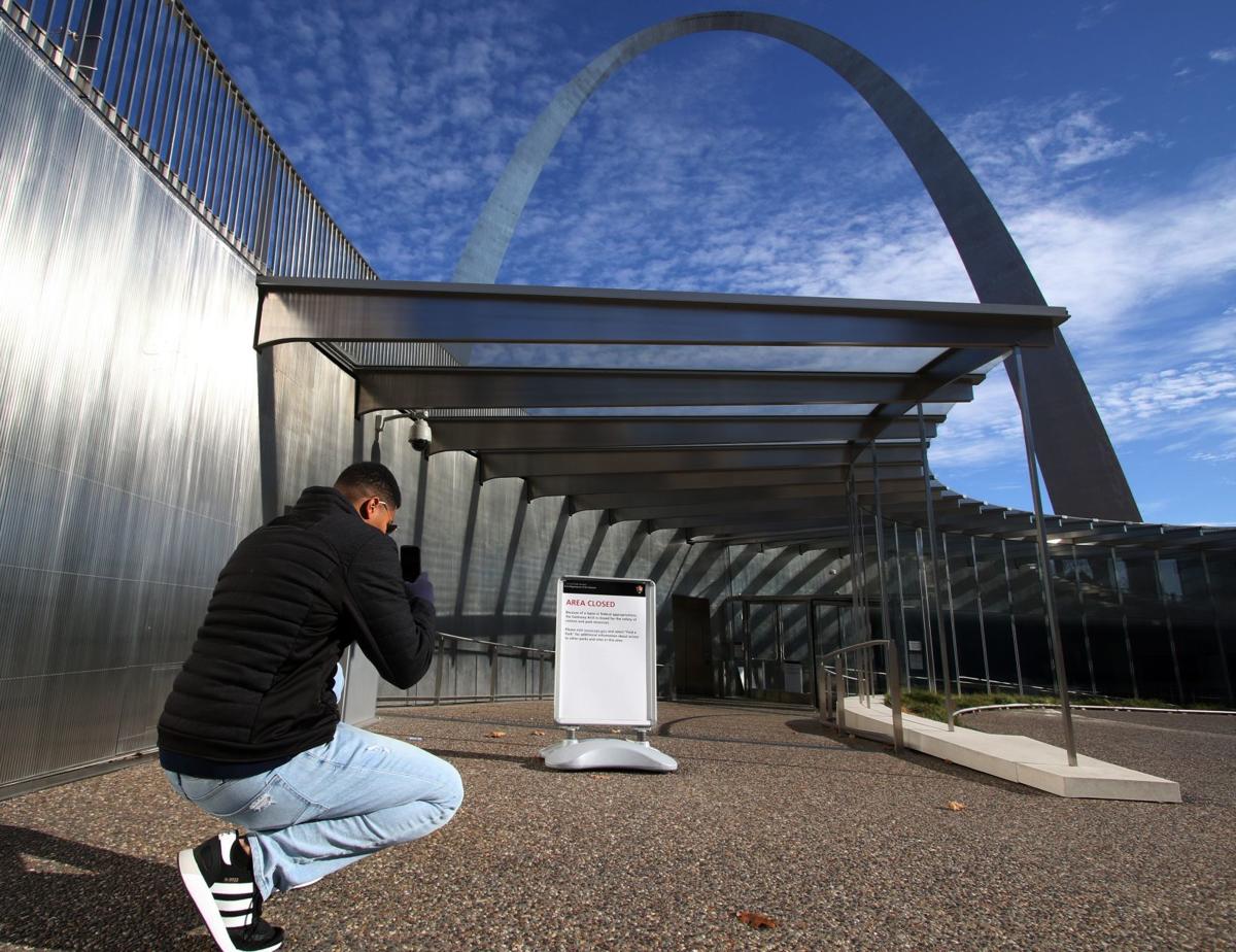 what a bummer gateway arch and old courthouse closed in federal