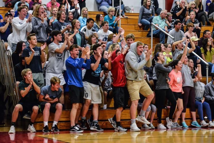 St. Dominic turns up the defense to smother Francis Howell