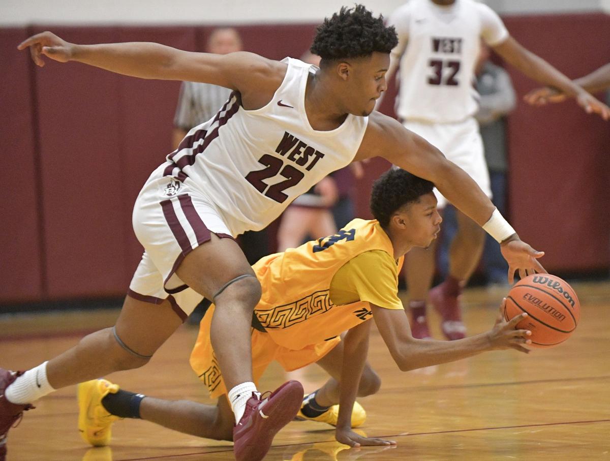 Liddell's late free throws push Belleville West past Springfield