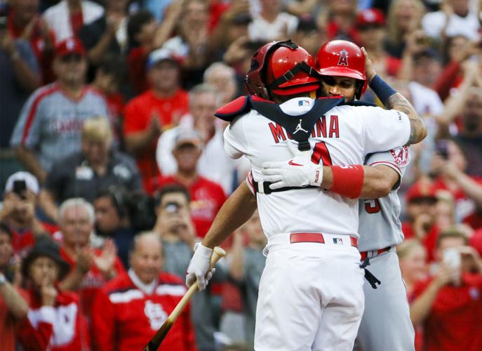 Pujols welcomed by thousands of Angels fans