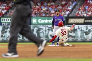 Cardinals take on Rockies at Busch Stadium