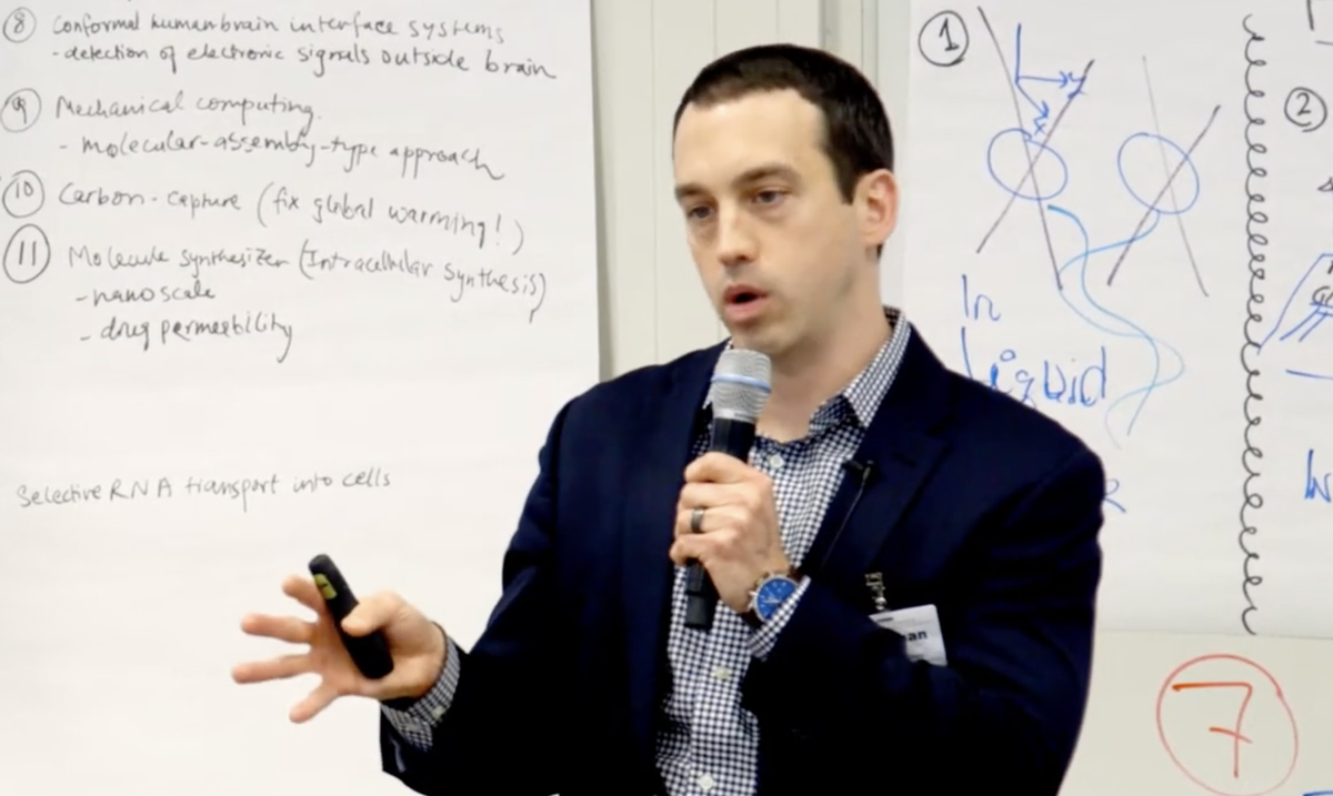 WashU professor Jonathan Barnes