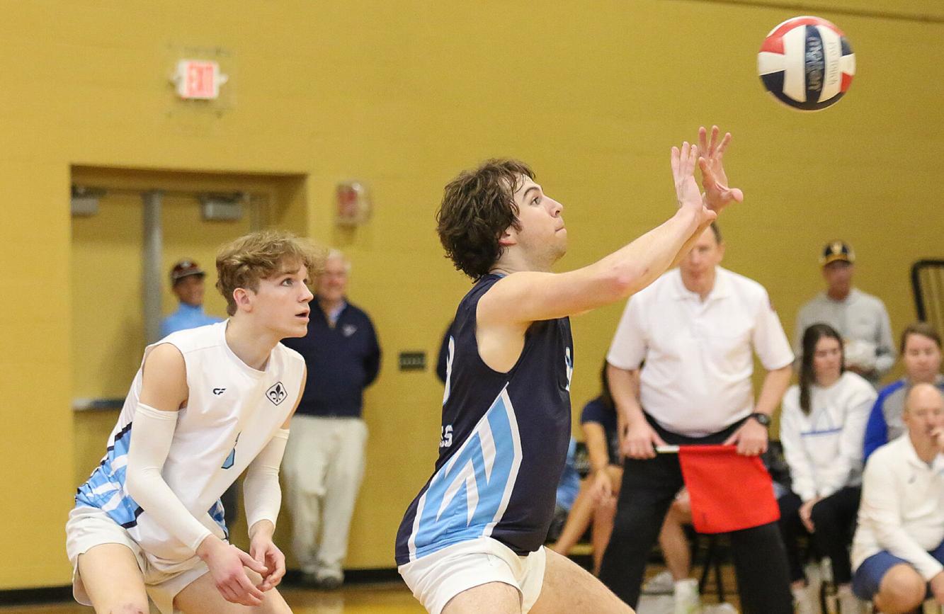 SLUH def. Vianney 2521, 2516, 2513