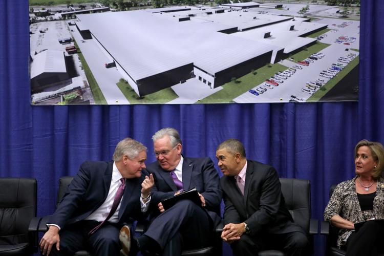 Groundbreaking for new facility to build composites for Boeing 777x