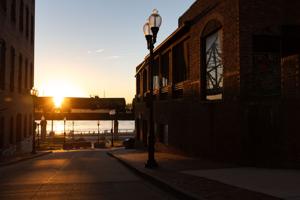 Laclede’s Landing struggles to attract business and tourism