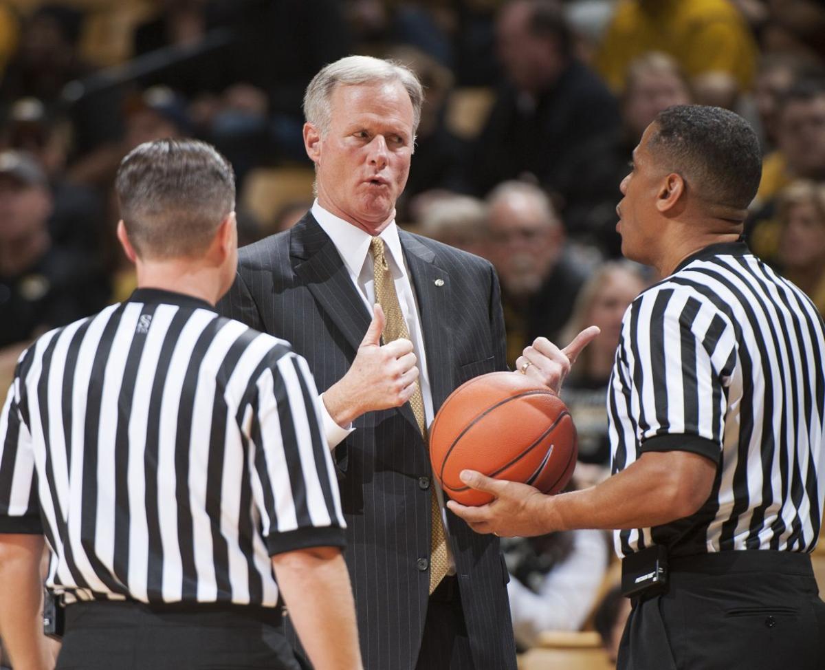 College Coaches Unsure About Changing Shot Clock Slu Billikens