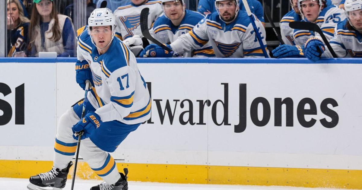 Blues defenseman Fowler can still produce goals, points
