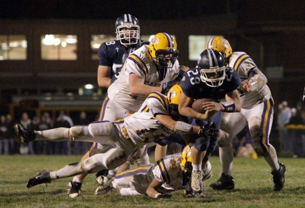 Football countdown: Mater Dei, East St. Louis check in at No. 6
