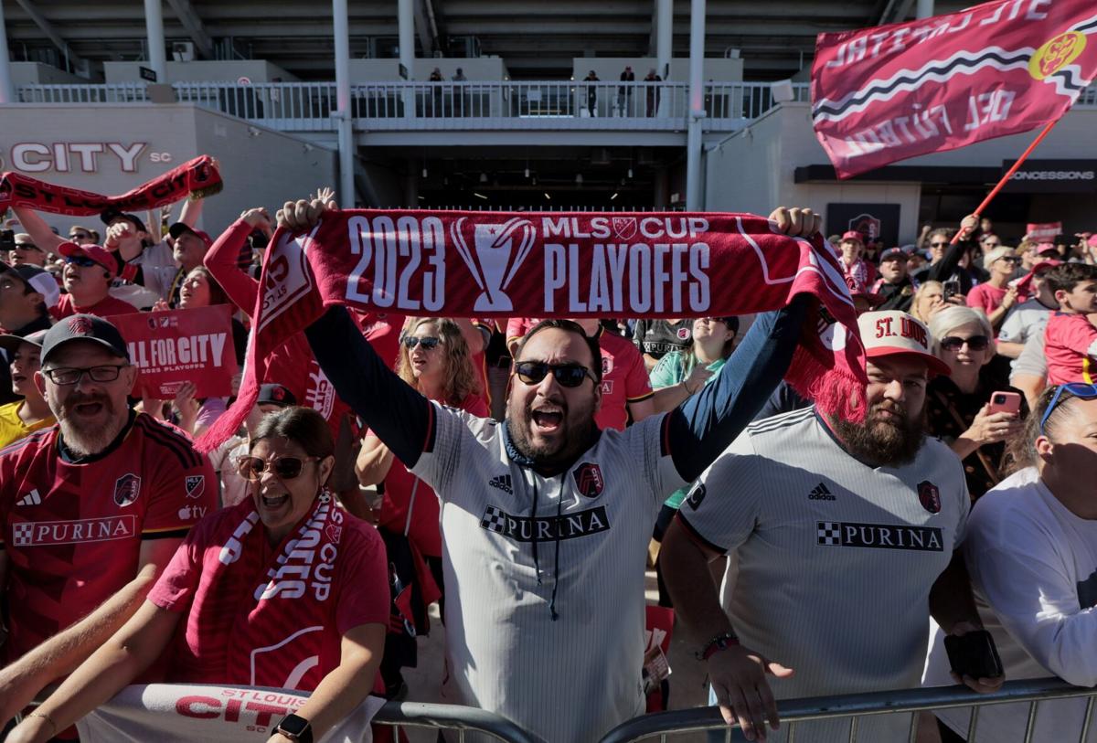 Fans react to St. Louis' new MLS team branding - St. Louis