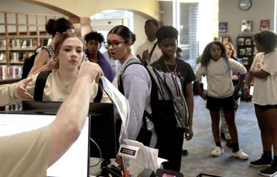 Teens must have parent permission to visit St. Charles Co. libraries after ‘unsafe' crowds