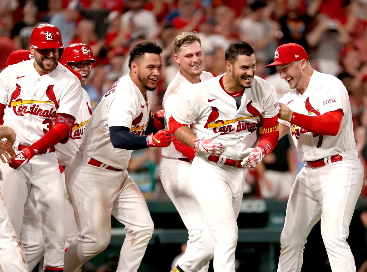 Focused on winning 'now,' Nolan Arenado crushes walk-off homer to carry  Cardinals to win