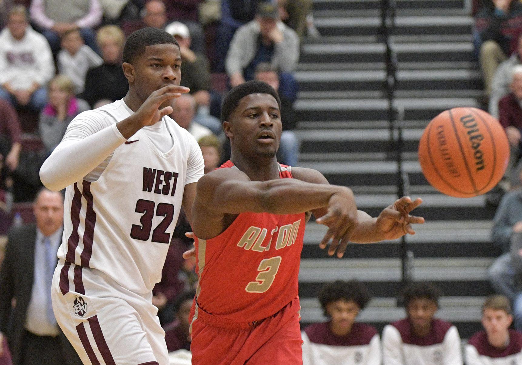 Alton Redbirds vs. Belleville West Maroons