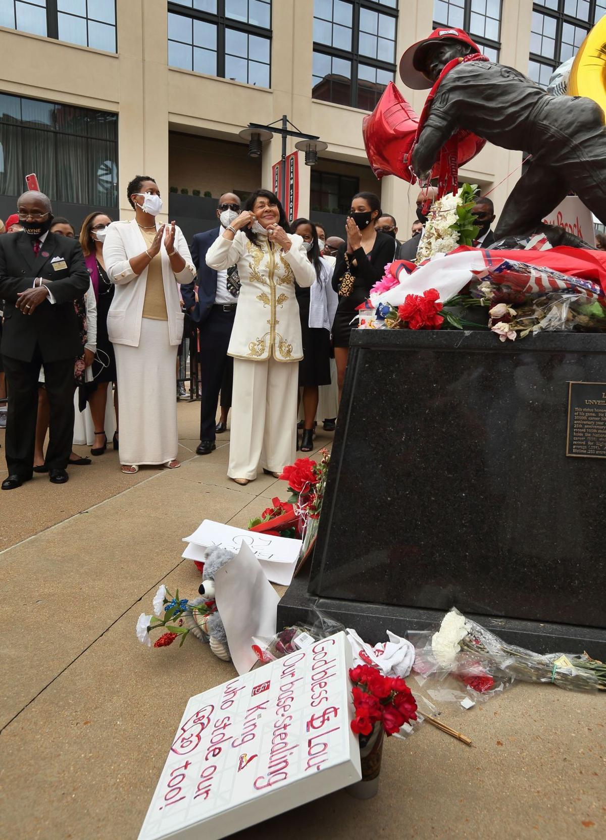 Lindenwood sports complex honoree and Cardinals legend Lou Brock passes  away at 81 – Lindenlink