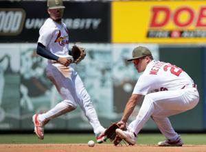 Cardinals miss the sweep against the Royals, lose 2-0